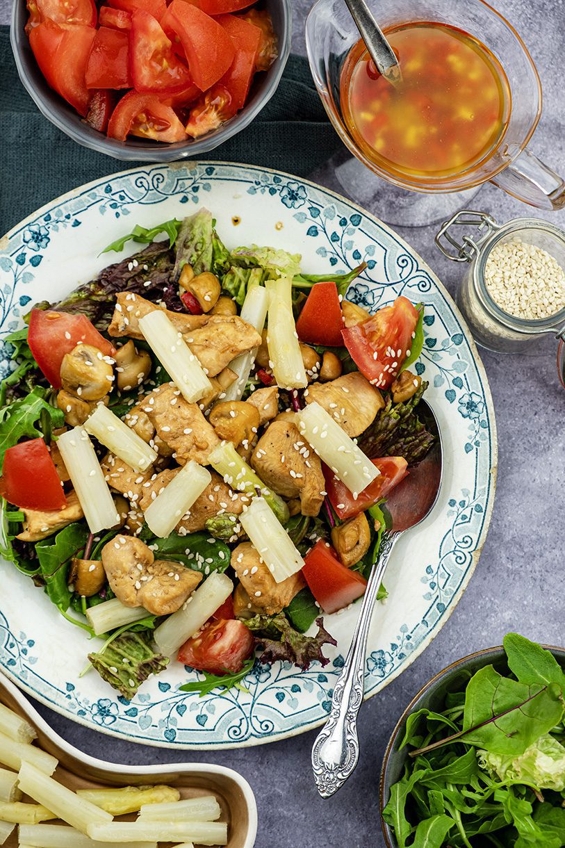 Frisse salade van asperges